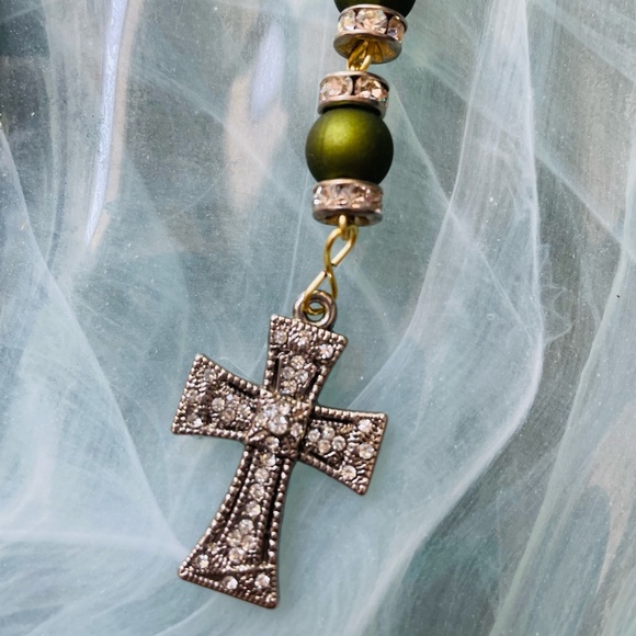 SOLD Rosary Heirloom decade green and Crystal handcrafted one of a kind - Picture 3 of 8